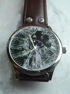 montre cassée